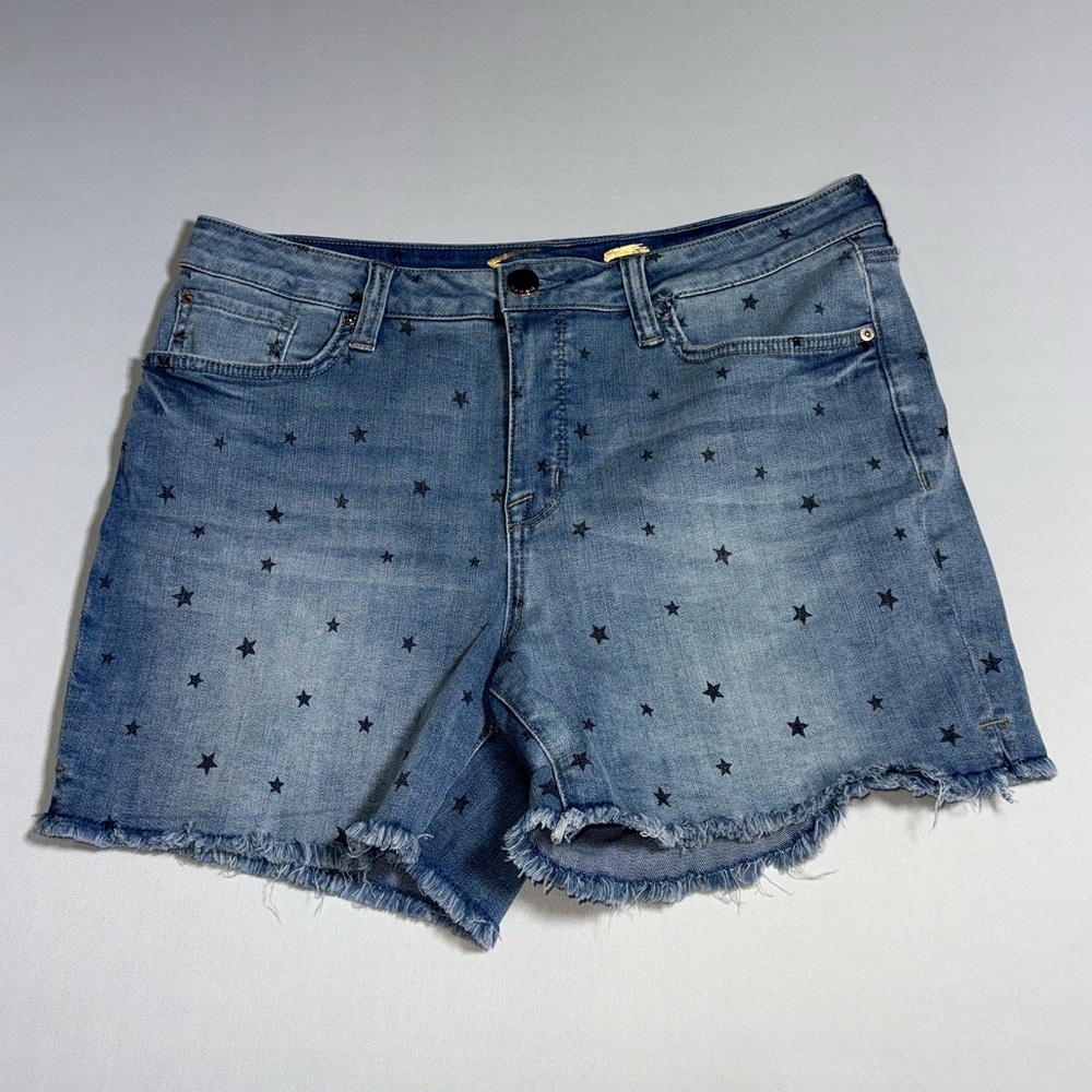Seven7 Denim Shorts with Stars Size 12
